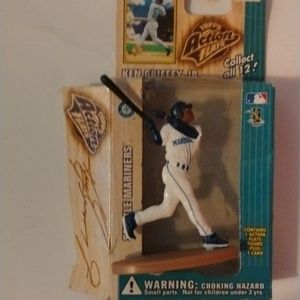 SEATTLE MARINERS FIGURINE